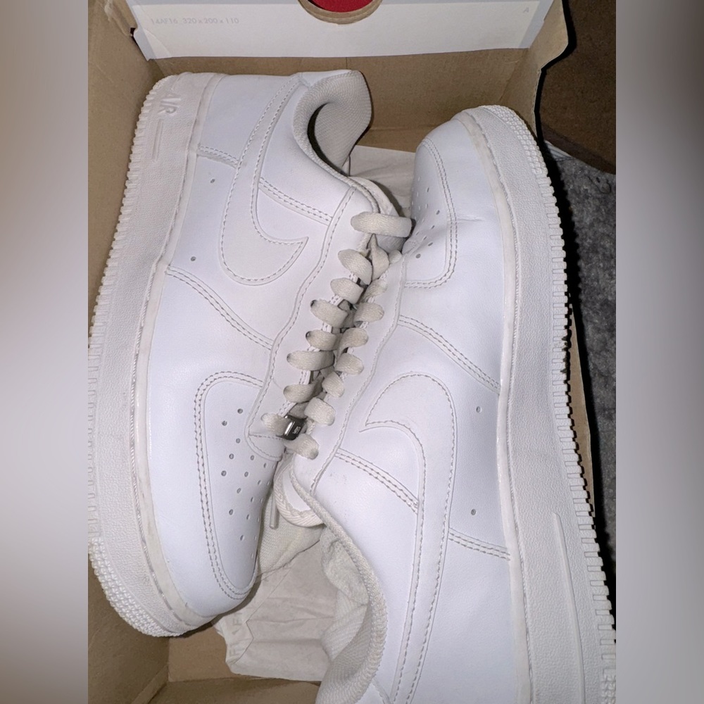 Women’s Air Force 1’s